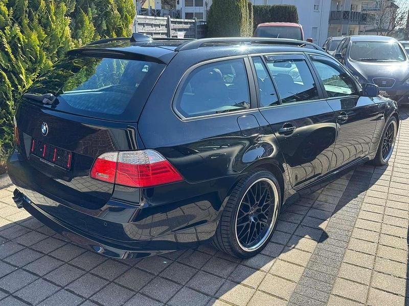Gebraucht BMW 523 190 PS (139 kW) 2009 Schwarz ii Kombi