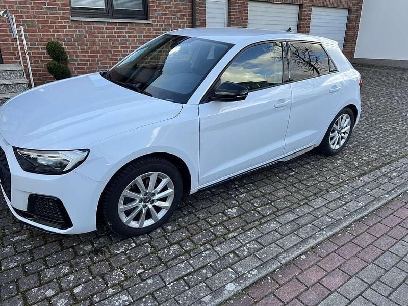 Gebraucht Audi A1 Advanced 116 PS (85 kW) 2019 Weiß SUV