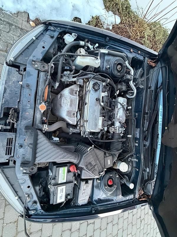 Gebraucht Mitsubishi Galant 130 PS (95 kW) 1997 Blau Limousine