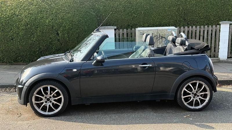 Gebraucht Mini Cooper Cabriolet 116 PS (85 kW) 2006 Schwarz Cabrio