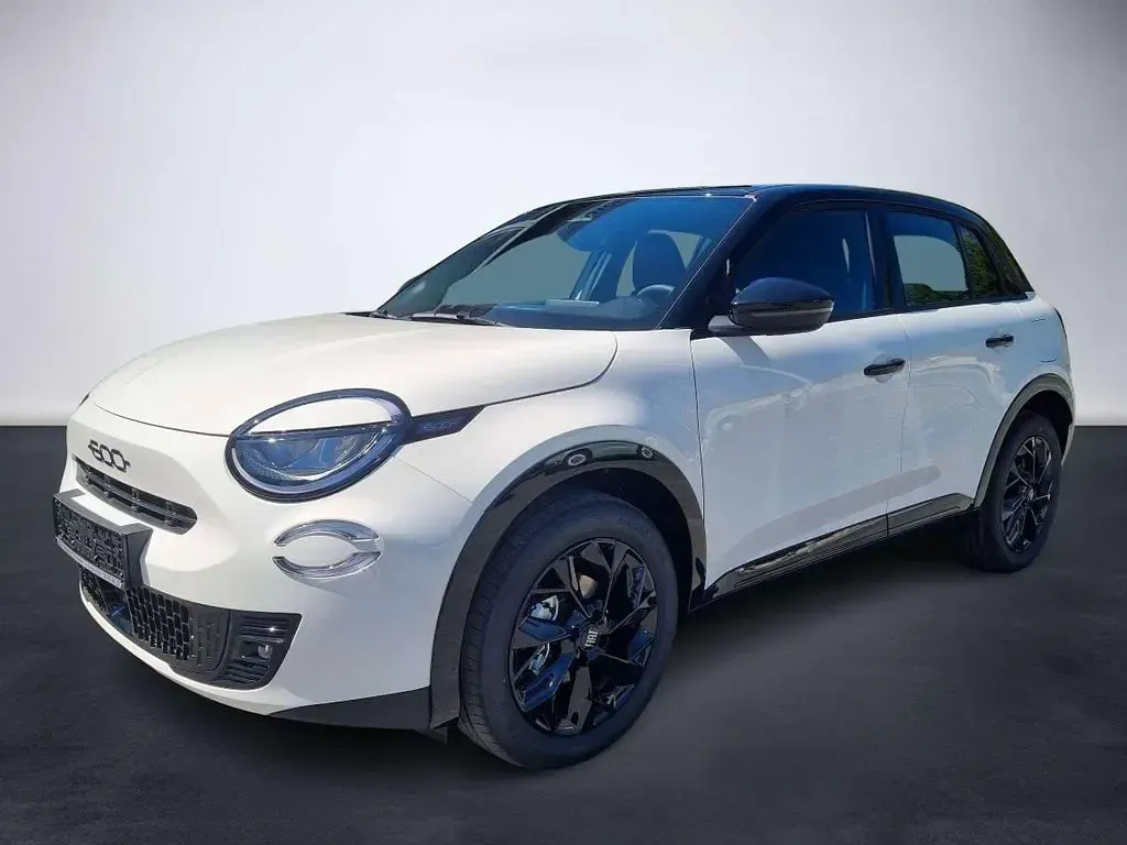 Neu Fiat 600 Street 101 PS (74 kW) 2026 Bicolore lackierung SUV