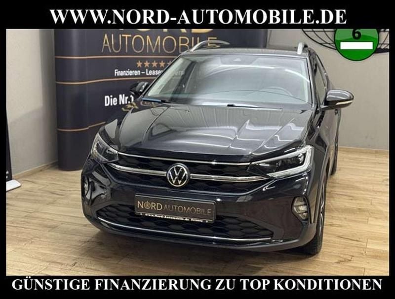 Deep black perleffek (metallic) Gebraucht 2022 VW Taigo Style SUV | 19.890 € (Guter Preis) - Bild 1/3