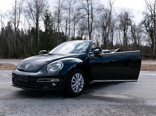 Usata VW Beetle 150 CV (110 kW) 2015 Nero Utilitaria
