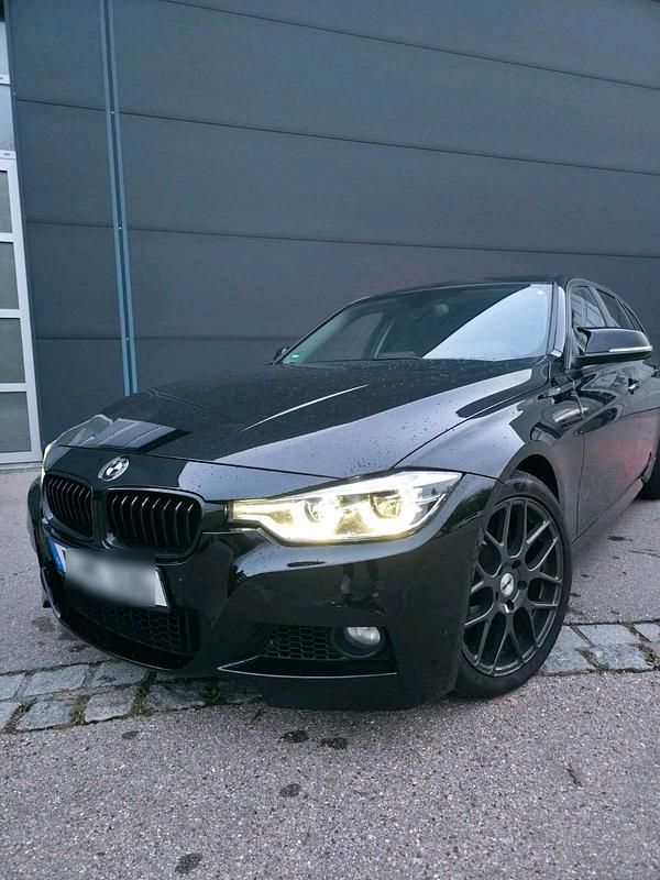 Schwarz Gebraucht 2017 BMW 320 M Sport Kombi | 12.500 € (Superpreis) - Bild 1/4