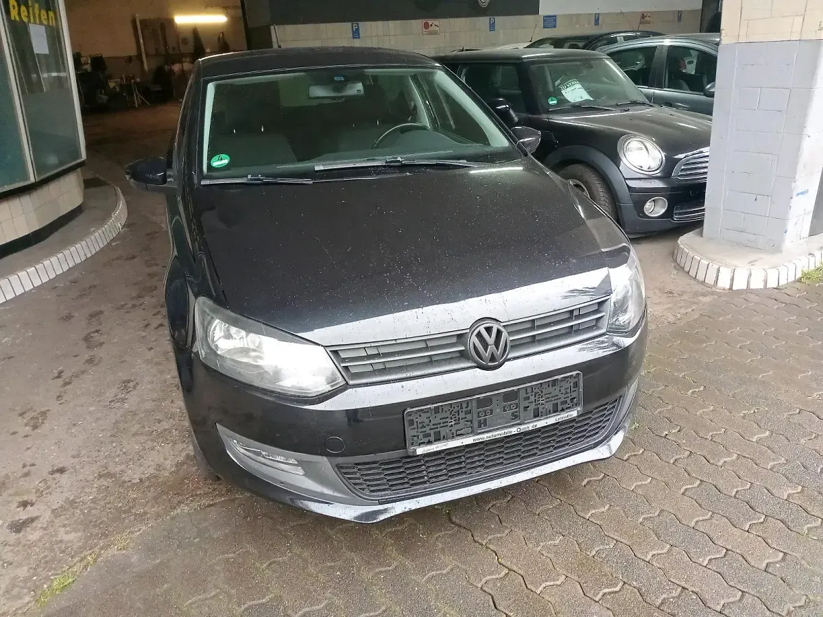 Second-hand VW Polo 86 CP (63 kW) 2011 Negru Hatchback