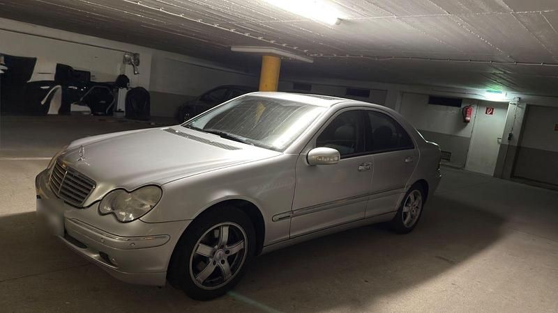 Gebraucht Mercedes C180 Elegance 129 PS (94 kW) 2001 Grau Kombi