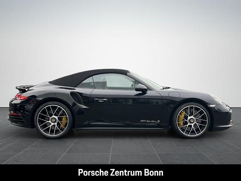 Gebraucht Porsche 911 Turbo S Cabriolet 581 PS (427 kW) 2017 Tiefschwarzmetallic Cabrio