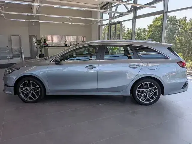 Gebraucht Kia Ceed Sportswagon GT-Line 140 PS (102 kW) 2026 Grau Kombi