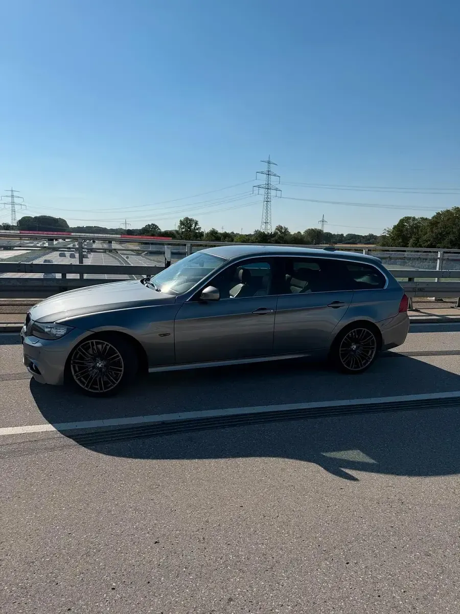 Gebraucht BMW 335 M Sport 286 PS (210 kW) 2011 Grau Kombi