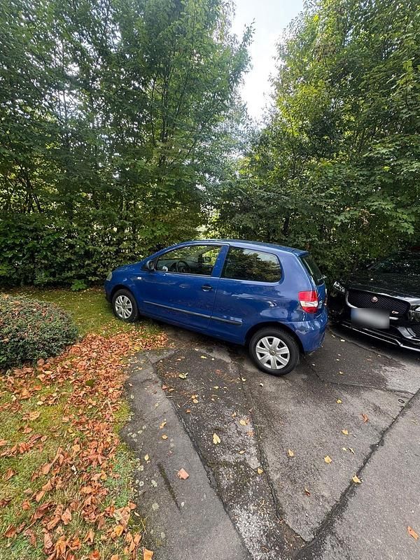 Second-hand VW Fox 74 CP (54 kW) 2005 Albastru Hatchback