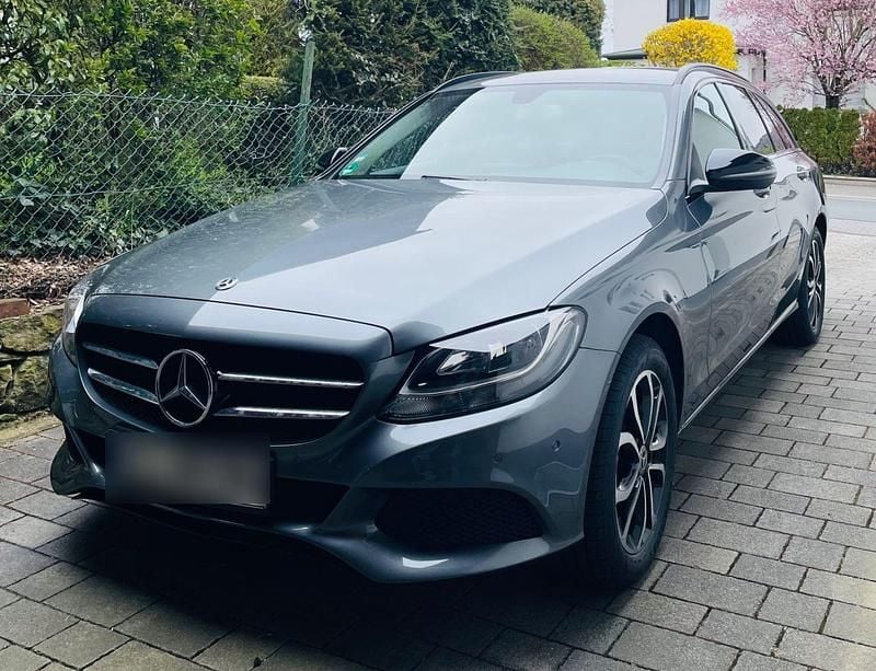 Gebraucht Mercedes C200 Avantgarde 184 PS (135 kW) 2017 Grau Kombi