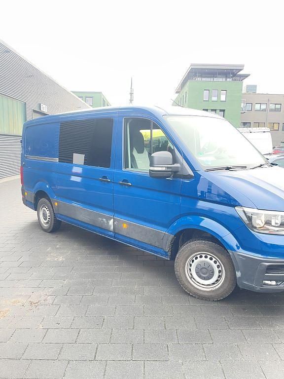 Second-hand VW Crafter 177 CP (130 kW) 2020 Albastru Van