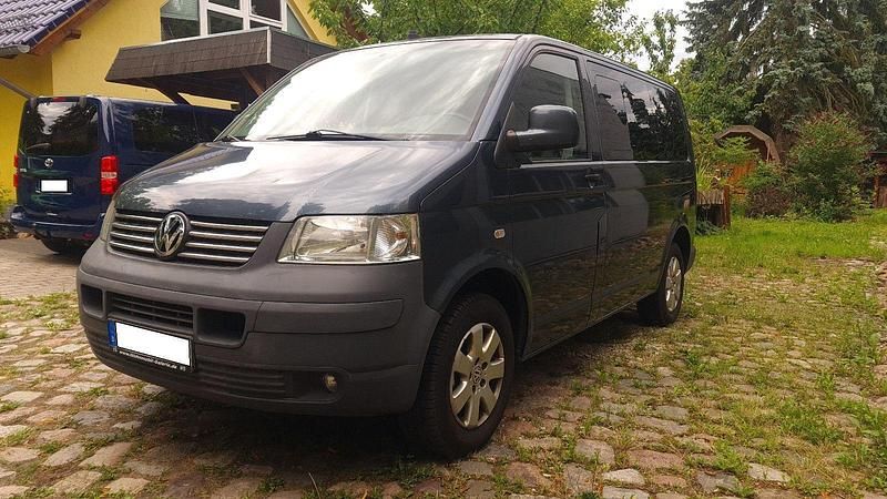 Grau Gebraucht 2006 VW T5 Van | 7.500 € (Fairer Preis) - Bild 1/4