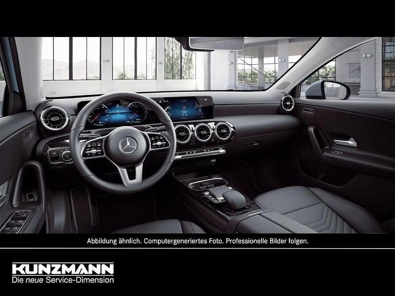 Gebraucht Mercedes A250 Style 218 PS (160 kW) 2022 Polarweiss Limousine