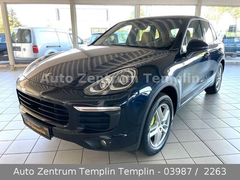 Blau Gebraucht 2015 Porsche Cayenne S SUV | 29.990 € - Bild 1/4