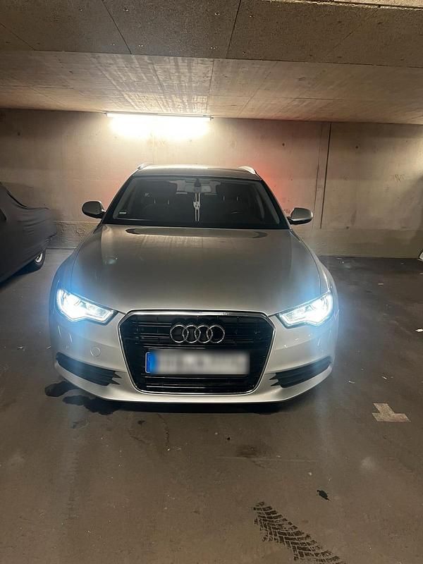 Gebraucht Audi A6 150 PS (110 kW) 2013 Grau Kombi