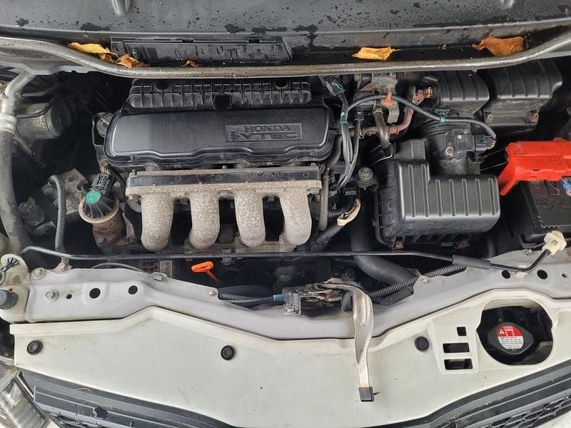 Gebraucht Honda Jazz S 90 PS (66 kW) 2013 Weiß Kleinwagen