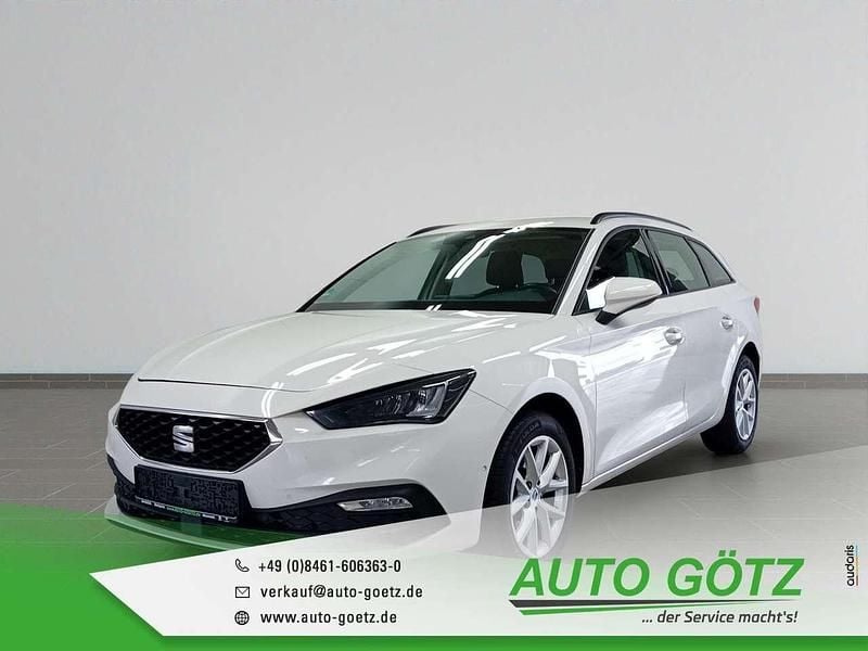 Weiß Gebraucht 2022 Seat Leon ST Kombi | 13.890 € (Superpreis) - Bild 1/4
