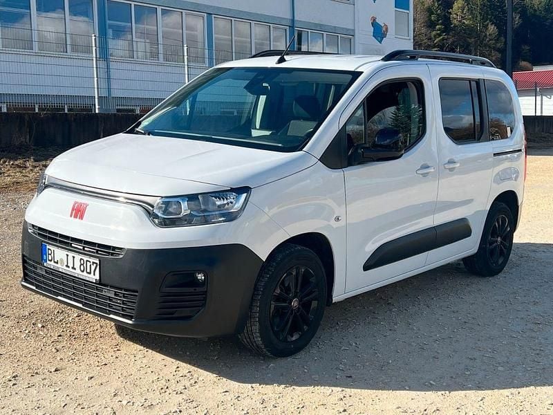 Gebraucht Fiat e-Doblò Launch Edition 100 kW (136 PS) 2023 Weiß Van / Kleinbus