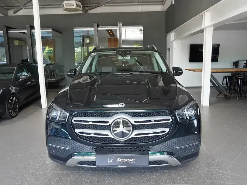Gebraucht Mercedes GLE300 245 PS (180 kW) 2020 Smaragdgruen  metalliclack SUV