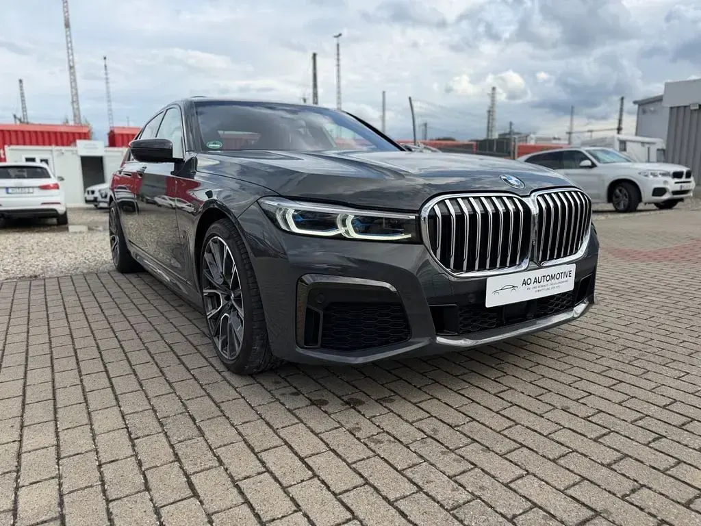 Gebraucht BMW 740 M Sport 320 PS (235 kW) 2019 Grau Limousine