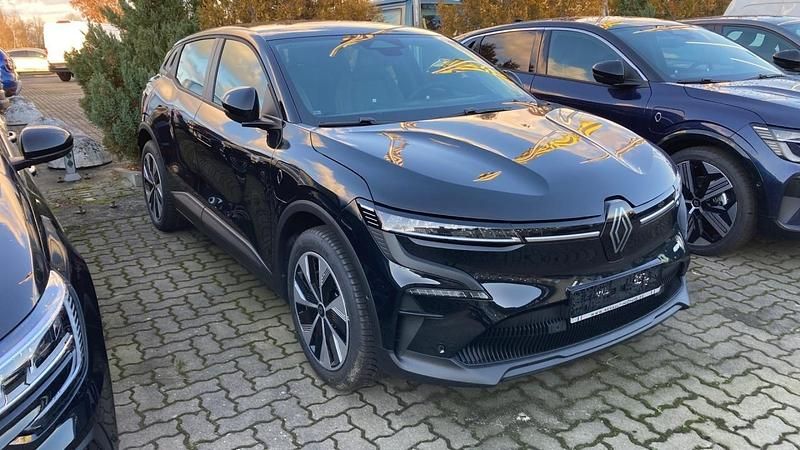 Gebraucht Renault Megane E-Tech Evolution 55 kW (75 PS) 2023 Schwarz Limousine