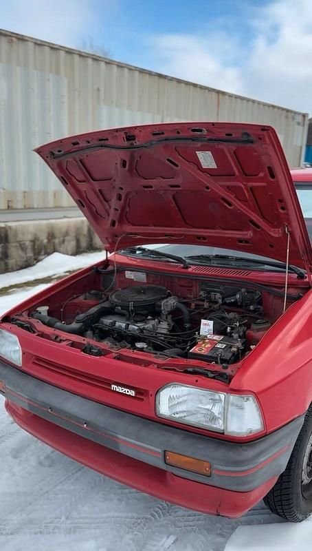 Gebraucht Mazda 121 54 PS (39 kW) 1989 Rot Kleinwagen