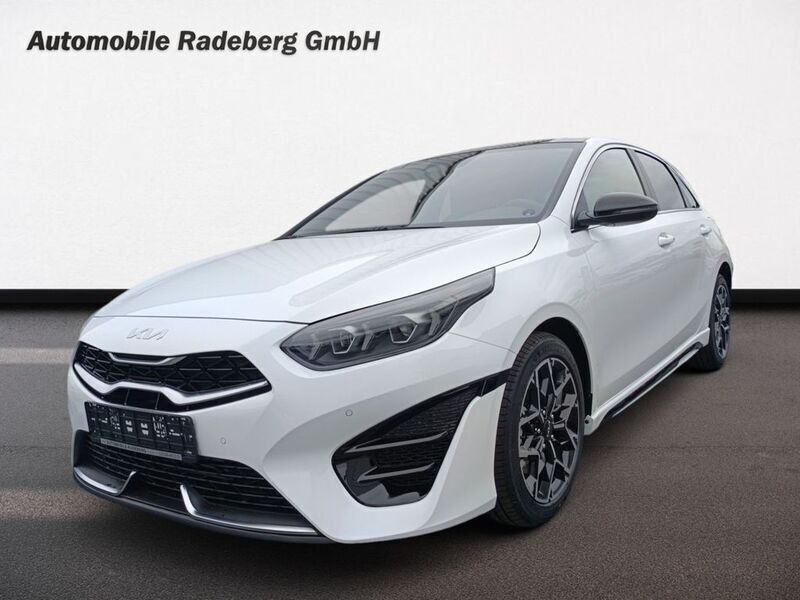 Neu Kia Ceed 140 PS (102 kW) 2025 Weiß Kleinwagen