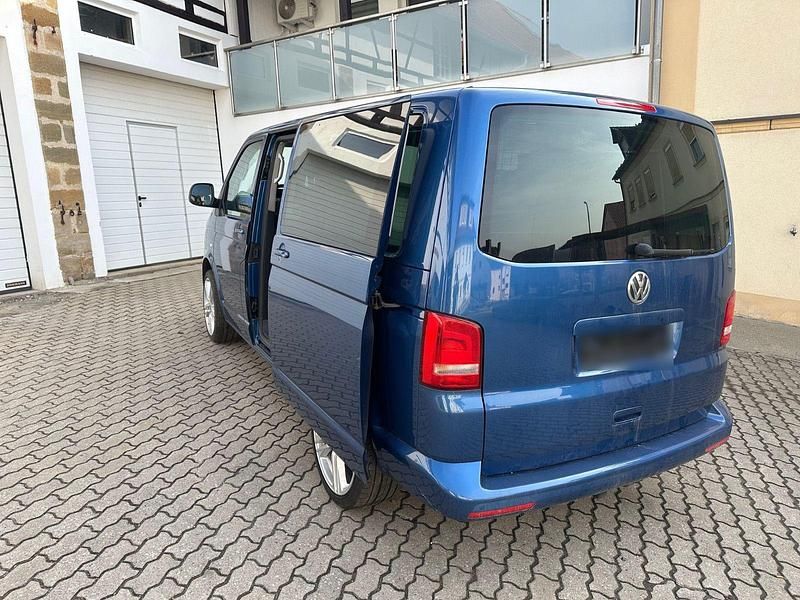 Gebraucht VW T5 179 PS (131 kW) 2013 Blau Van