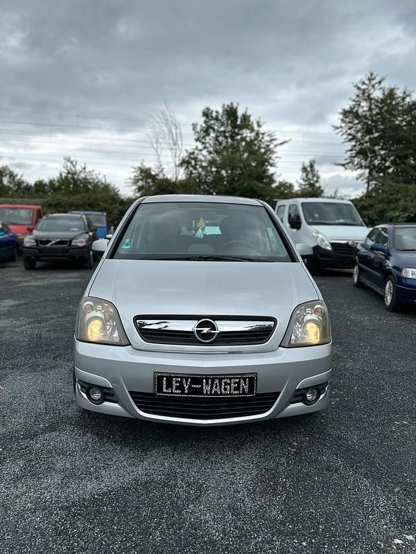 Silber Gebraucht 2008 Opel Meriva Van / Kleinbus | 1.500 € (Guter Preis) - Bild 1/4