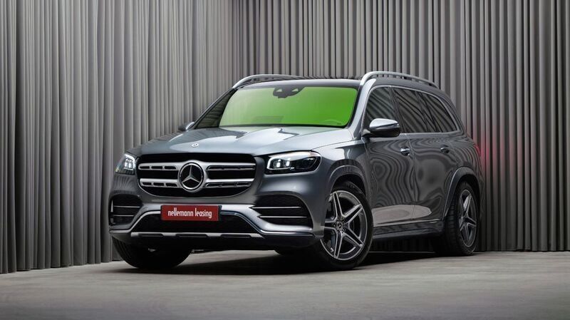Grau Gebraucht 2019 Mercedes GLS580 AMG line SUV | 98.127 € - Bild 1/4