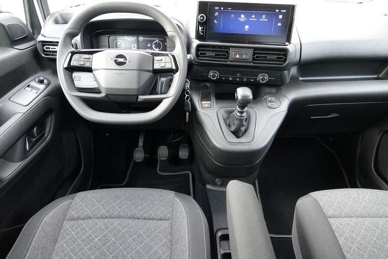 Gebraucht Opel Combo Life 110 PS (80 kW) 2025 Weiß Van / Kleinbus