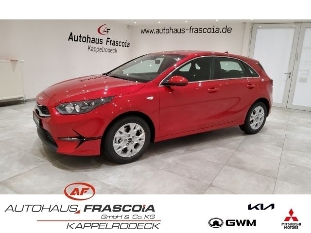 Rot Gebraucht 2024 Kia Ceed Vision Limousine | 19.410 € (Superpreis) - Bild 1/4