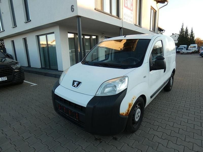 Gebraucht Peugeot Bipper Basis 68 PS (50 kW) 2011 Weiß Van / Kleinbus