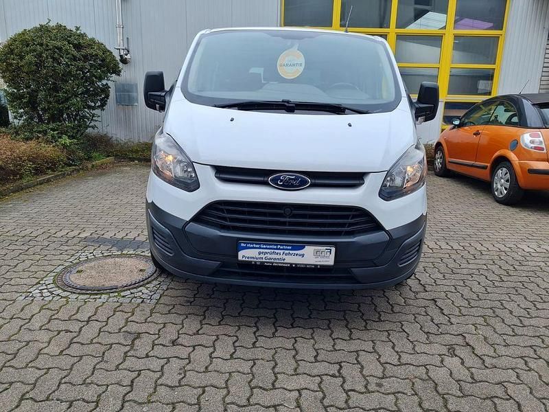 Gebraucht Ford Tourneo 101 PS (74 kW) 2015 Weiß Van / Kleinbus