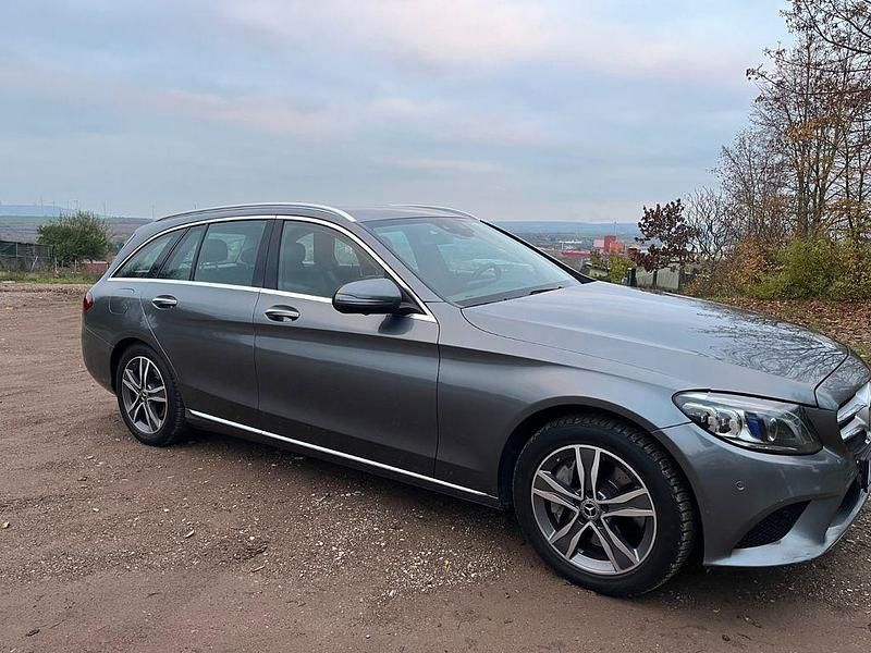 Gebraucht Mercedes C400 333 PS (244 kW) 2018 Grau Limousine