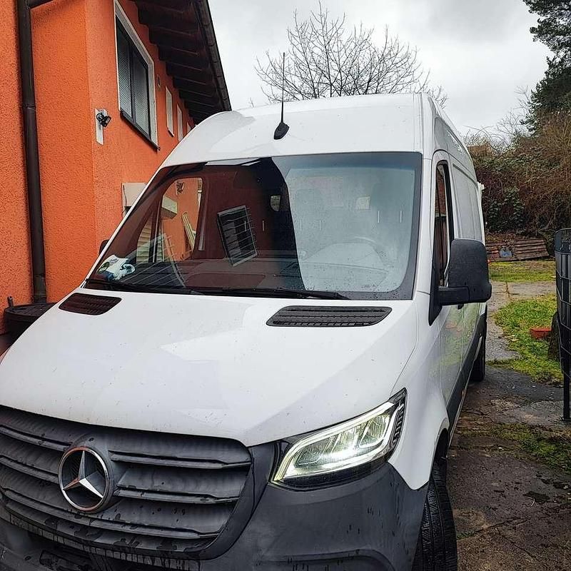 Second-hand Mercedes Sprinter 143 CP (105 kW) 2018 Alb Van