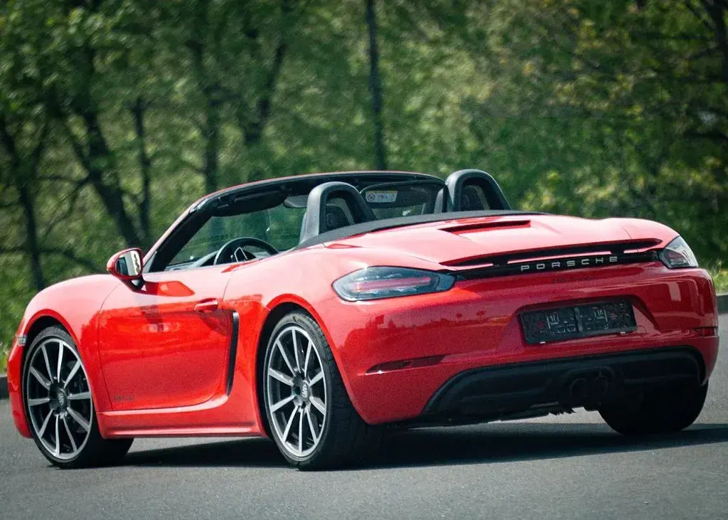 Gebraucht Porsche 718 Boxster 299 PS (219 kW) 2017 Rot Cabrio