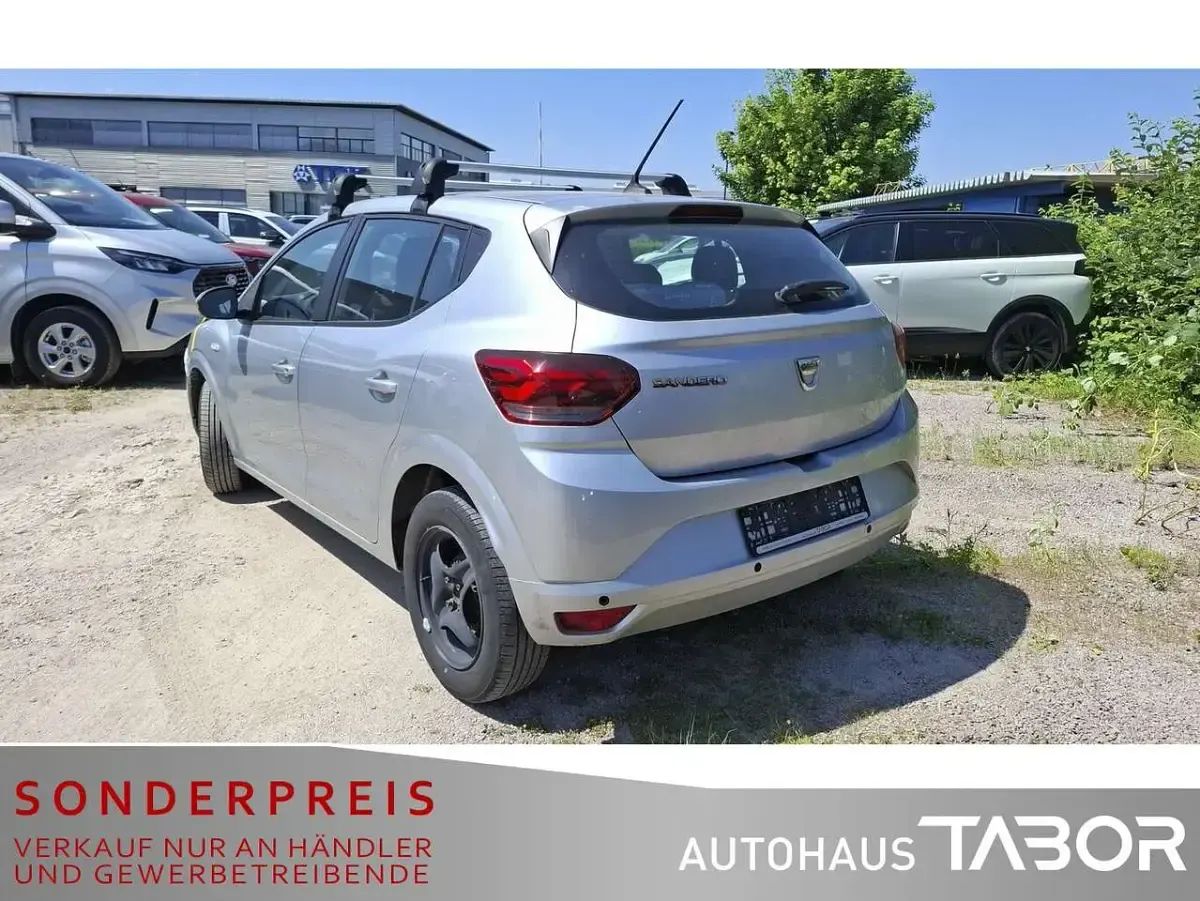 Gebraucht Dacia Sandero Comfort 101 PS (74 kW) 2021 Silber Limousine