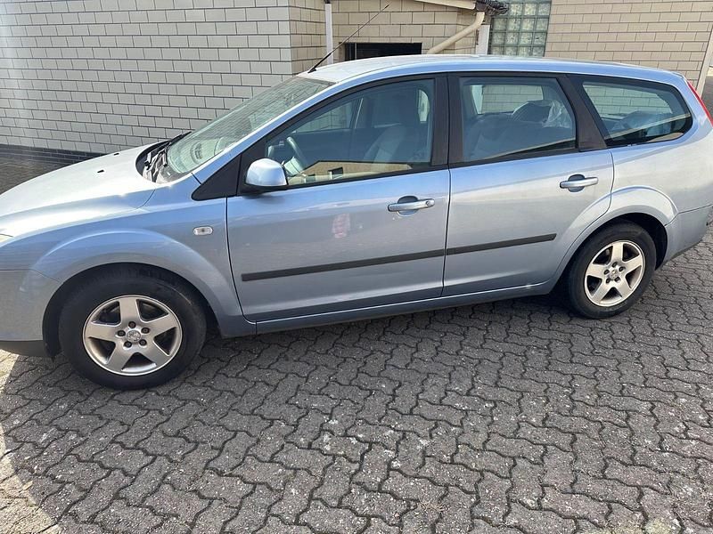 Gebraucht Ford Focus 116 PS (85 kW) 2006 Kombi