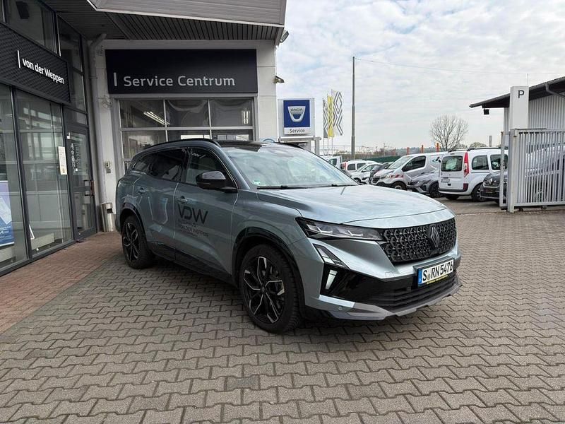 Neu Renault Espace Iconic 131 PS (96 kW) 2025 Grau SUV