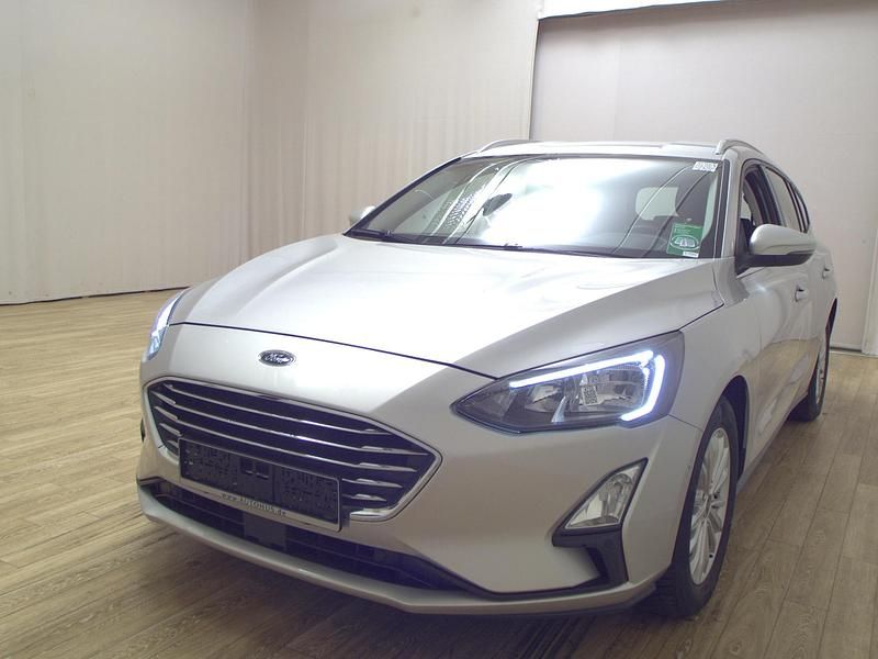 Gebraucht Ford Focus Titanium 125 PS (91 kW) 2021 Grau Kombi