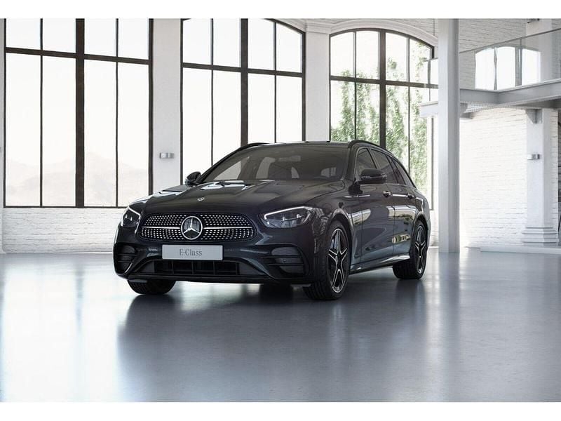 Gebraucht Mercedes E300 AMG 194 PS (142 kW) 2022 Schwarz Limousine