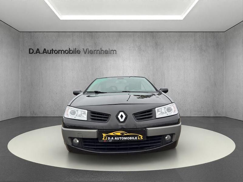 Gebraucht Renault Mégane Cabriolet Dynamique 111 PS (81 kW) 2006 Schwarz Cabrio