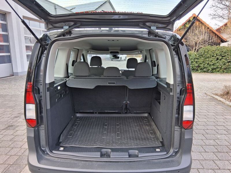 Gebraucht VW Caddy 116 PS (85 kW) 2024 Grau Van / Kleinbus