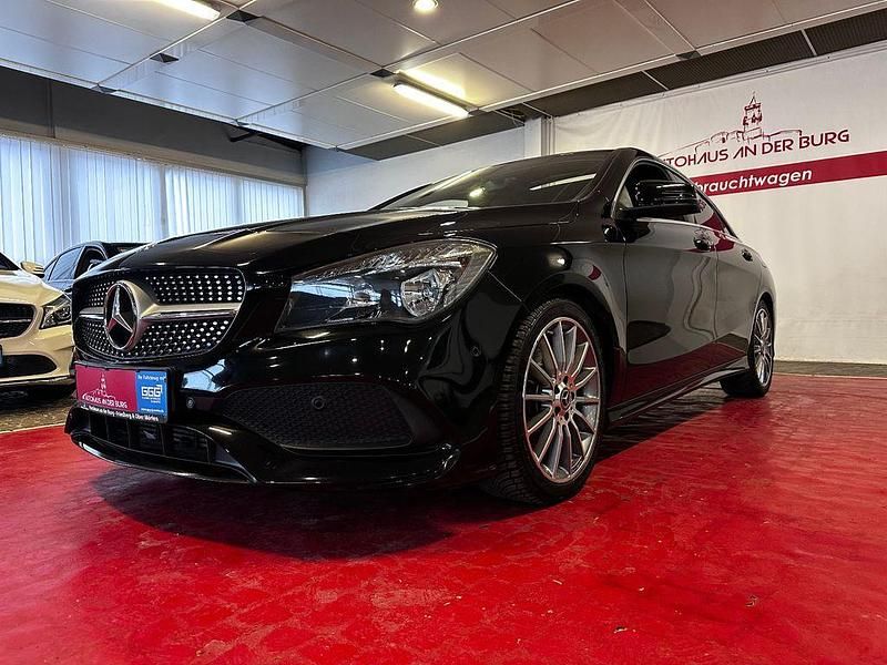 Gebraucht Mercedes CLA220 AMG line 184 PS (135 kW) 2018 Nachtschwarz  unilack Limousine