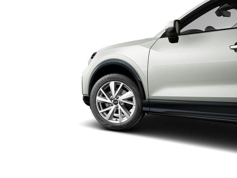 Gebraucht Audi Q2 Advanced 150 PS (110 kW) 2025 N8 tausilber metallic SUV