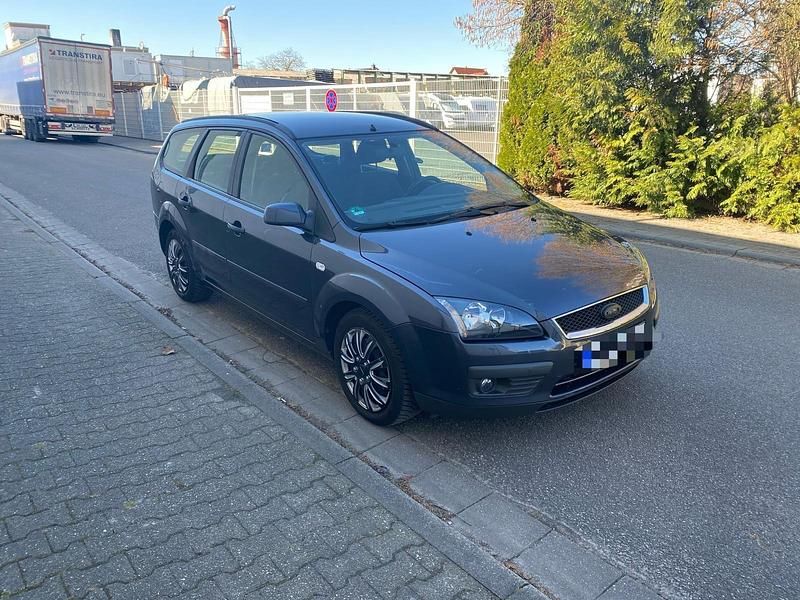 Gebraucht 2006 Ford Focus Kombi | 800 € - Bild 1/4