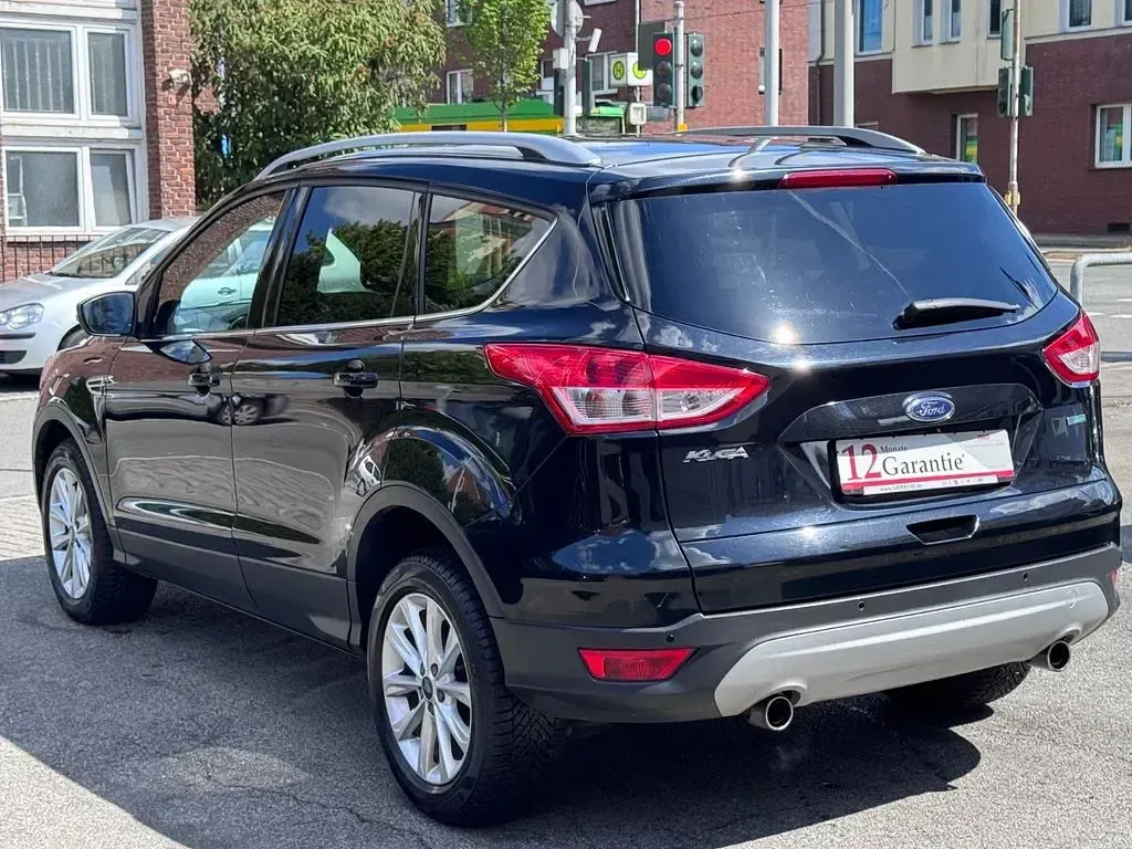 Używany Ford Kuga Titanium 150 KM (110 kW) 2016 Czarny SUV
