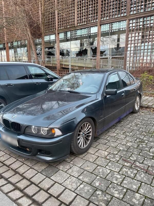 Grau Gebraucht 2001 BMW 525 Limousine | 2.500 € (Superpreis) - Bild 1/2
